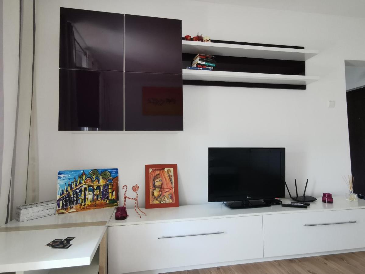 BertigArt Studio Apartment Bukarest Exterior foto